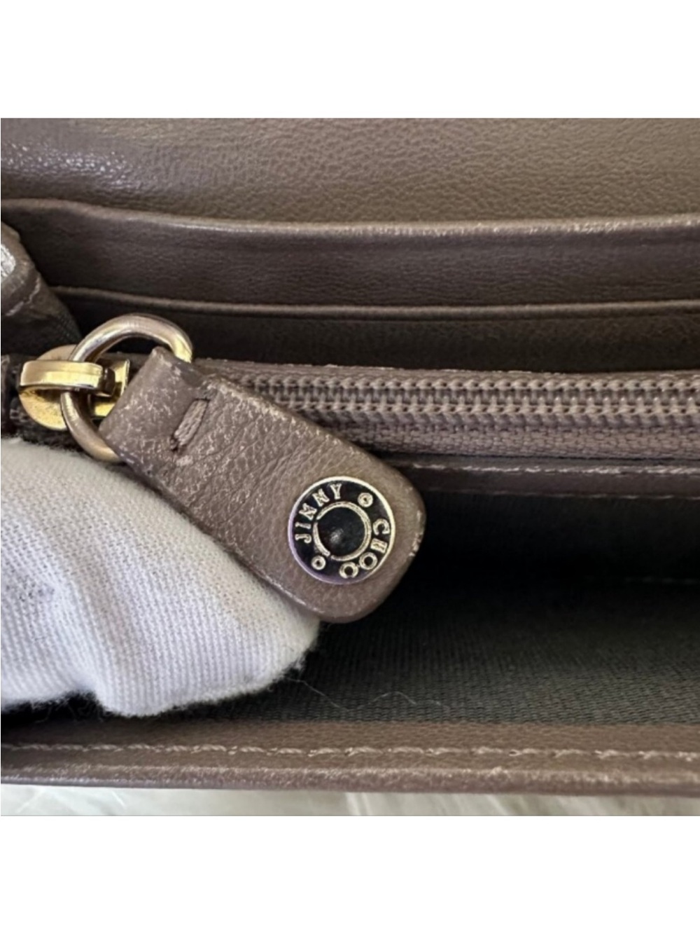 Jimmy Choo Taupe Leather Star Appliqué Wallet - Picture 10 of 16